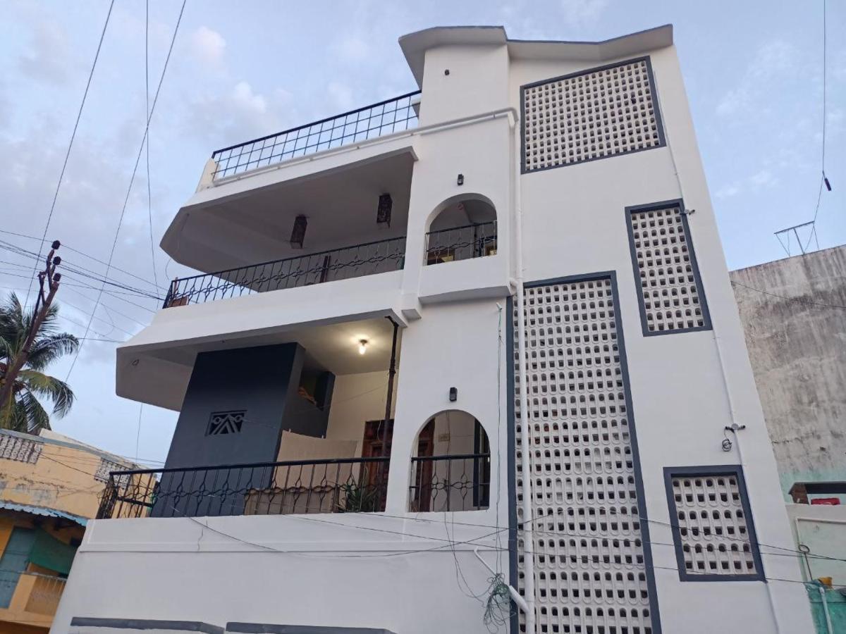 Hotel Cathe'S Town House Puducherry Zewnętrze zdjęcie