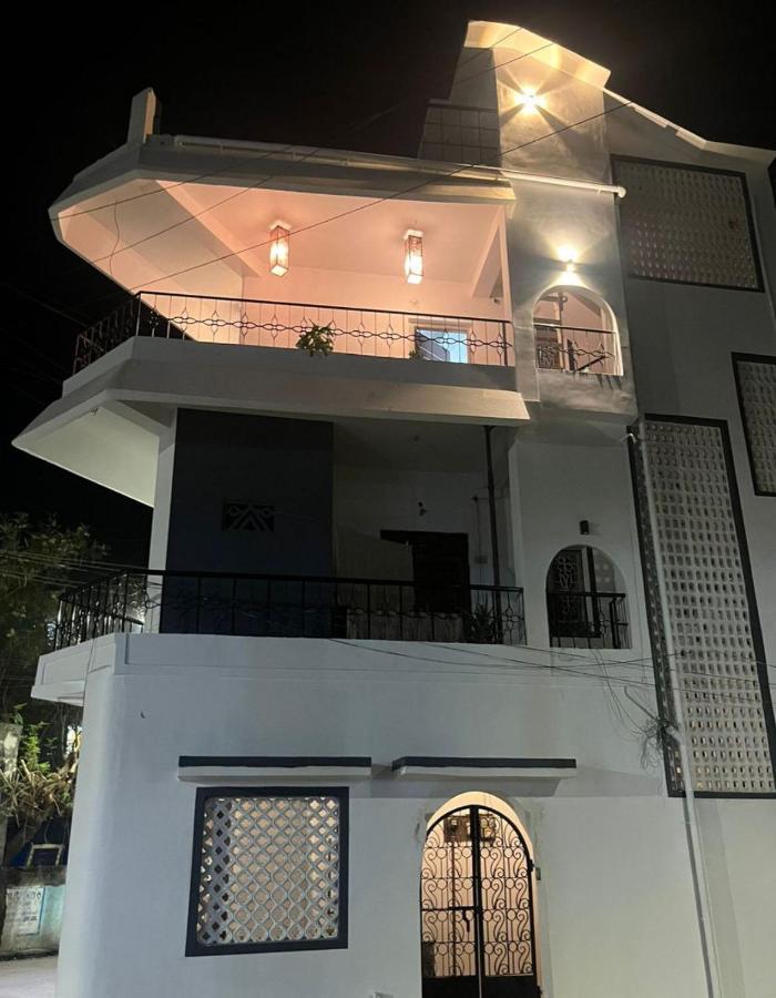 Hotel Cathe'S Town House Puducherry Zewnętrze zdjęcie